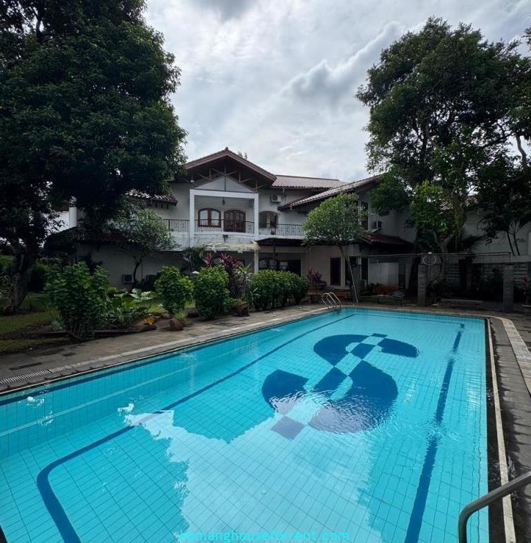 Dijual Rumah Hitung Tanah Pondok Indah Jakarta Selatan