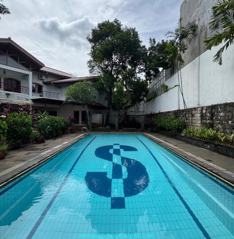 Dijual Rumah Hitung Tanah Pondok Indah Jakarta Selatan