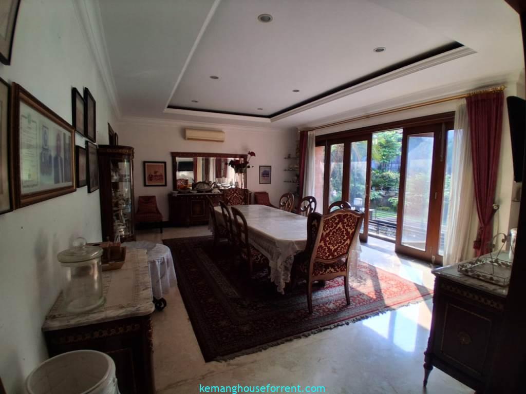 Dijual Rumah Mewah di Gedung Hijau Raya Pondok Indah