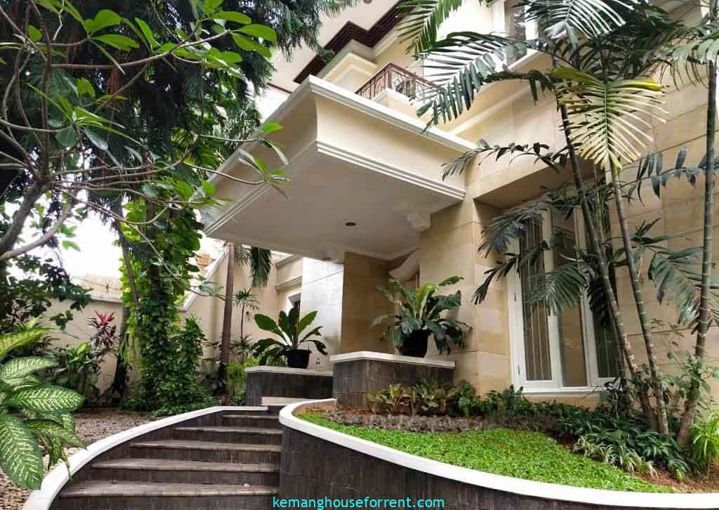 Dijual Rumah Mewah di Pondok Indah Sekolah Duta