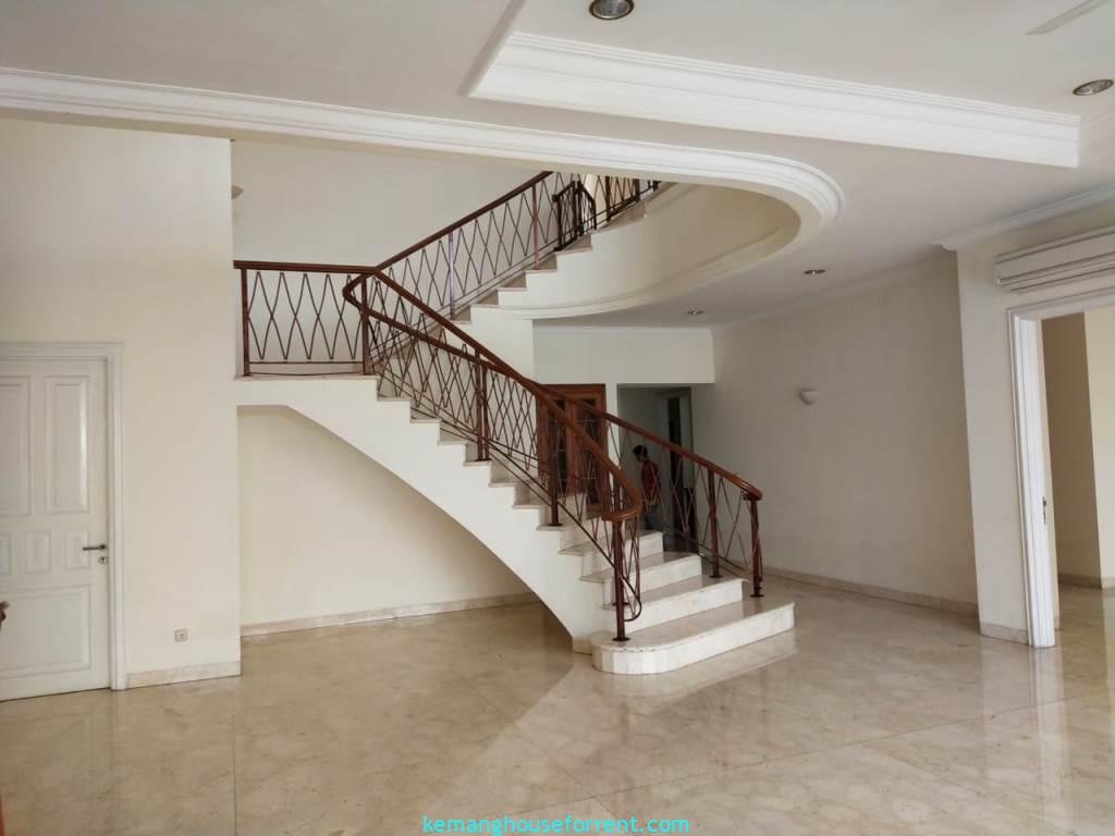 Dijual rumah mewah Sekolah Duta Pondok Indah Jakarta Selatan