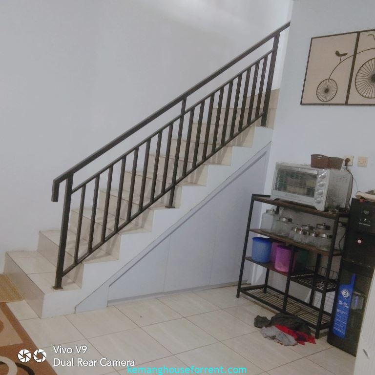 Dijual rumah minimalis 2 lantai Cibinong Bogor