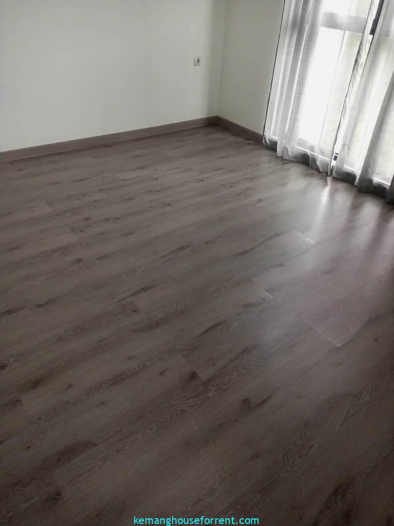 Dijual townhouse baru 3 lantai di Jeruk Purut Jakarta Selatan
