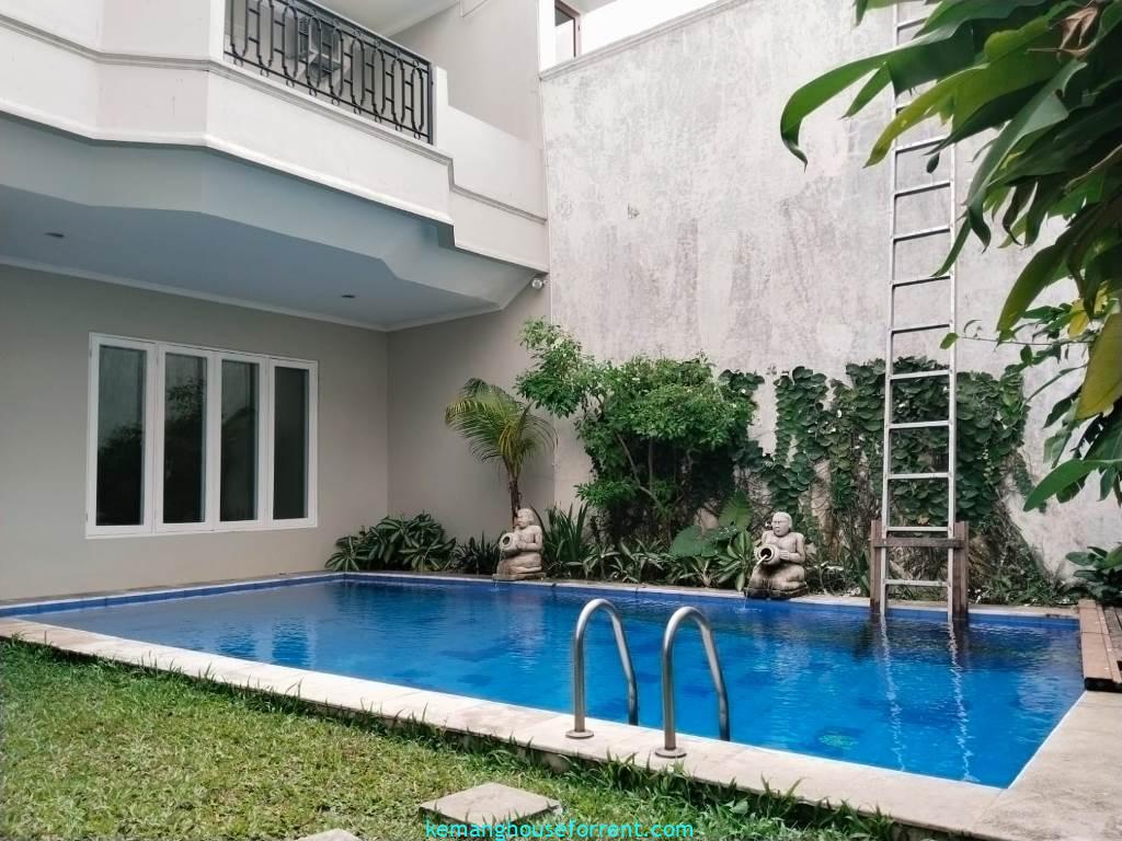 Disewakan Rumah Compound Cipete 5 Kt