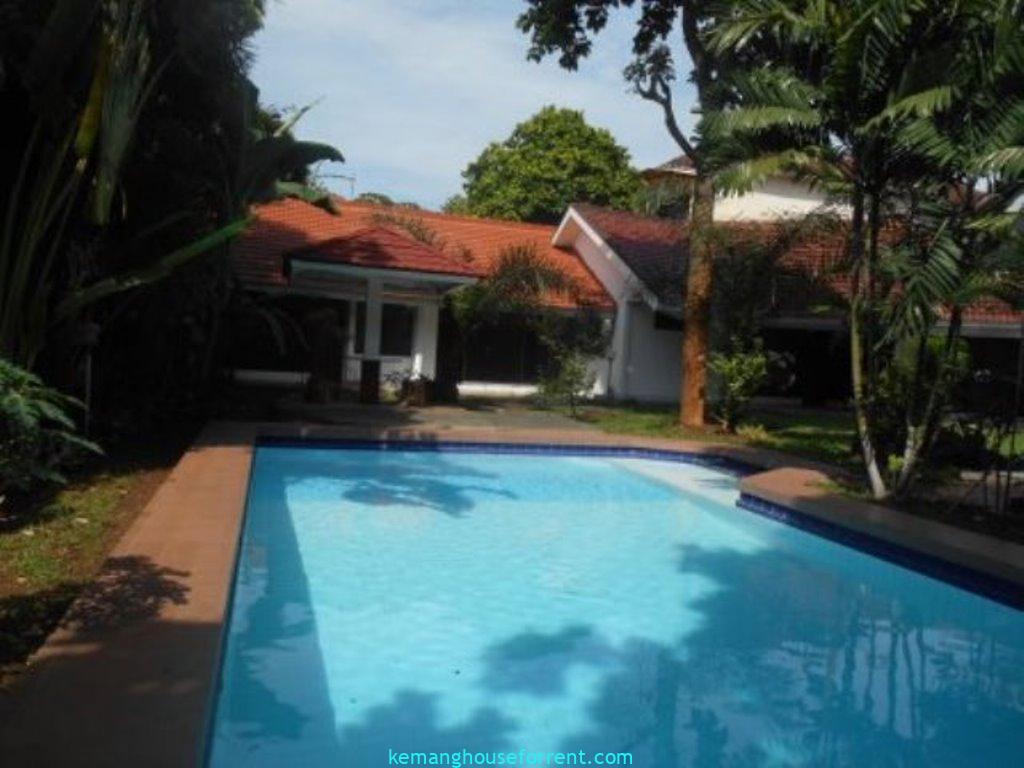 Disewakan Rumah Kantor di Kemang Jakarta Selatan