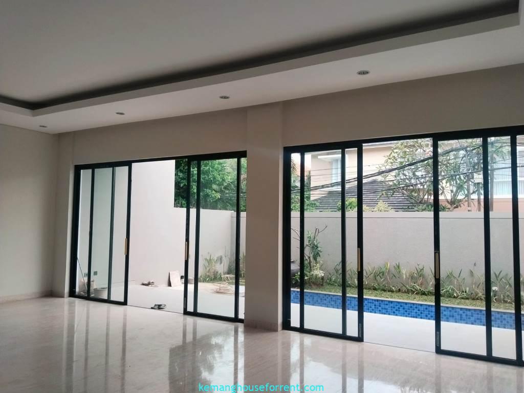 Disewakan rumah mewah di Cipete Jakarta Selatan