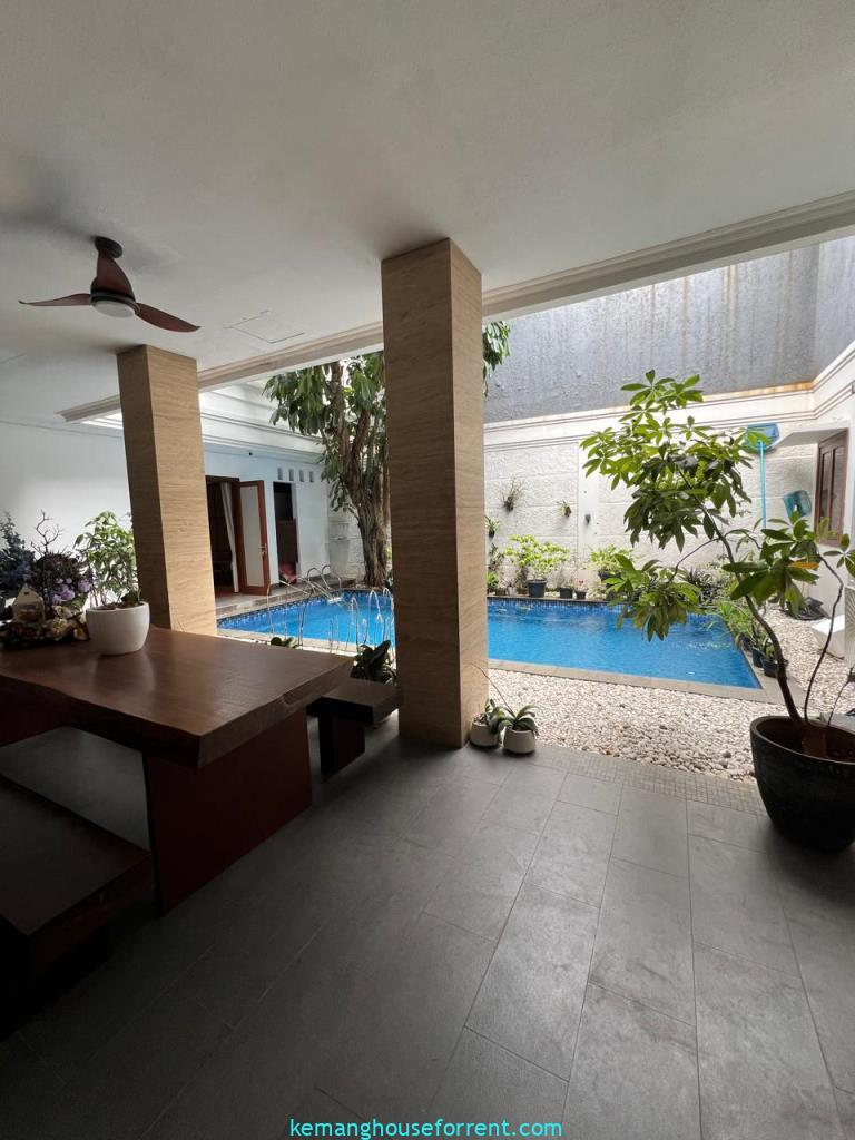 Jual Rumah Mewah Dekat Bukit Golf Pondok Indah