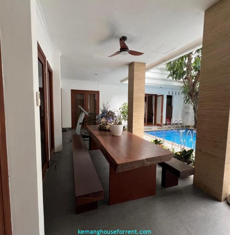 Jual Rumah Mewah Dekat Bukit Golf Pondok Indah