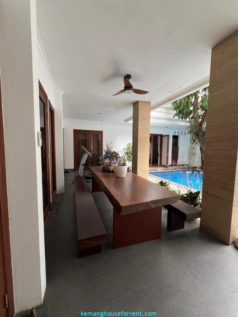 Jual Rumah Mewah Dekat Bukit Golf Pondok Indah