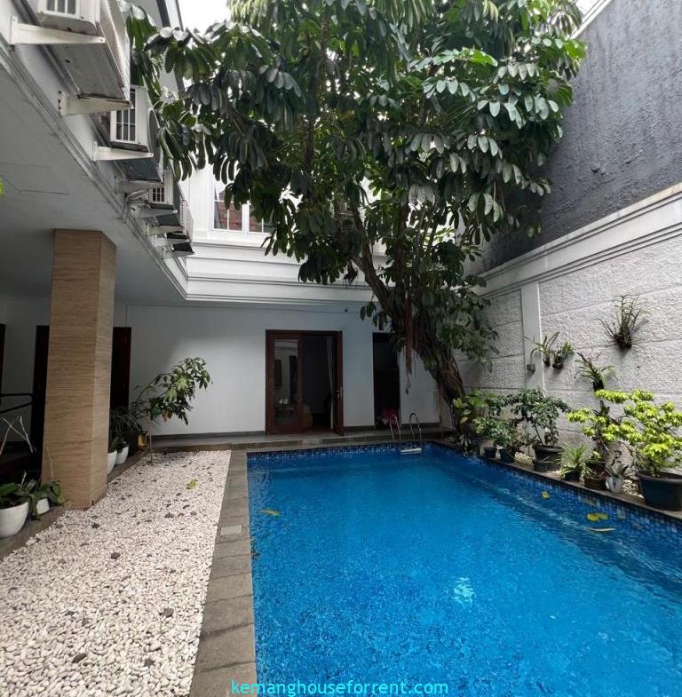 Jual Rumah Mewah Dekat Bukit Golf Pondok Indah