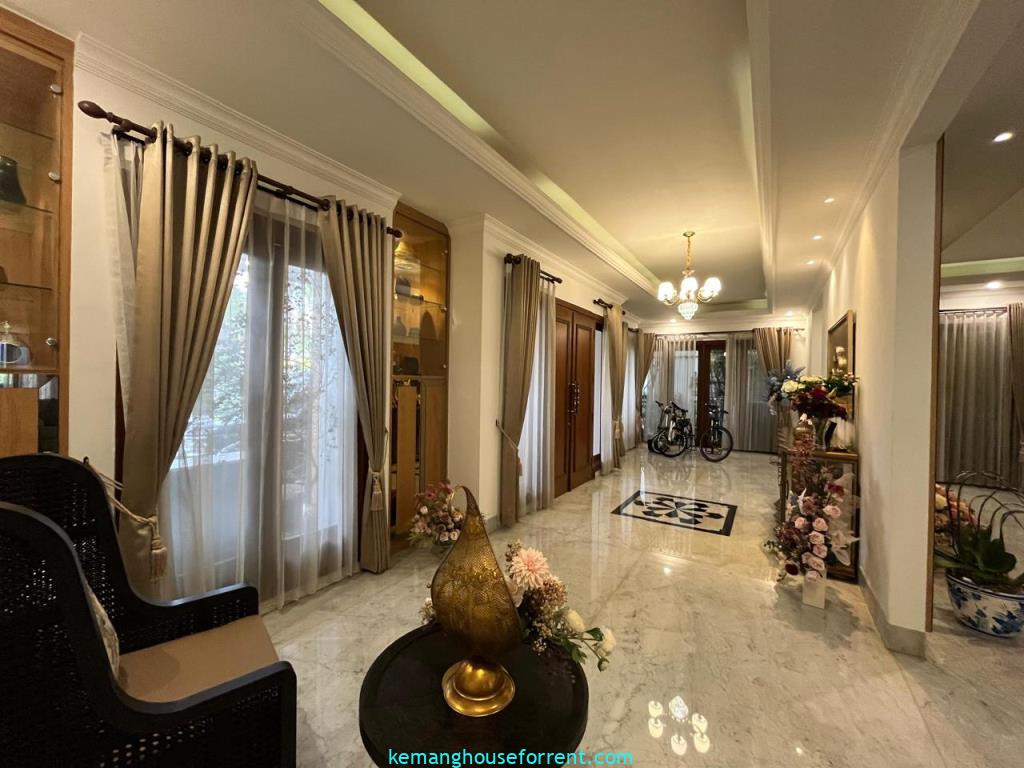 Jual Rumah Mewah Dekat Bukit Golf Pondok Indah