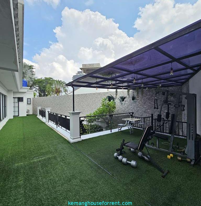 Jual Rumah Mewah Pondok Indah di Bukit Hijau