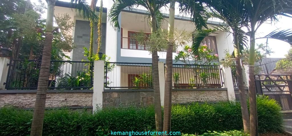 Luxury House for Rent Kencana Pondok Indah 5BR