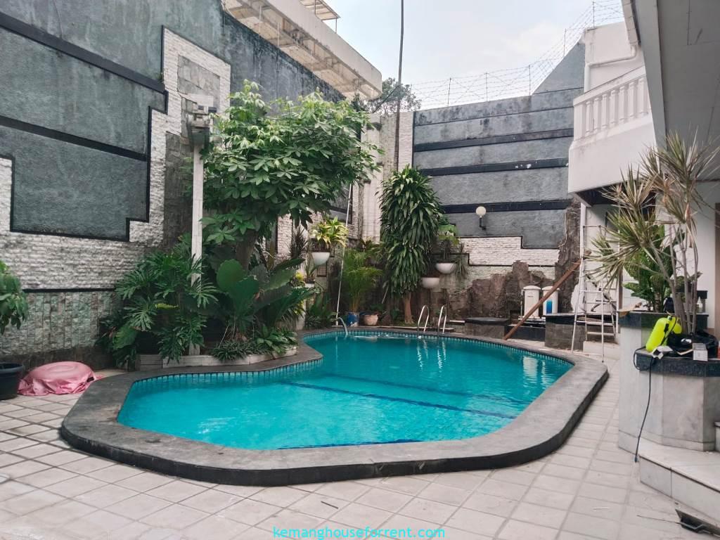 Luxury House for Rent Kencana Pondok Indah 5BR