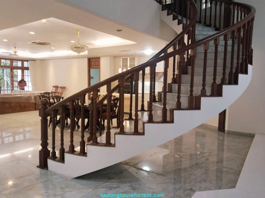 Luxury House for Rent Kencana Pondok Indah 5BR