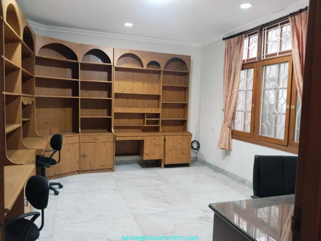 Luxury House for Rent Kencana Pondok Indah 5BR