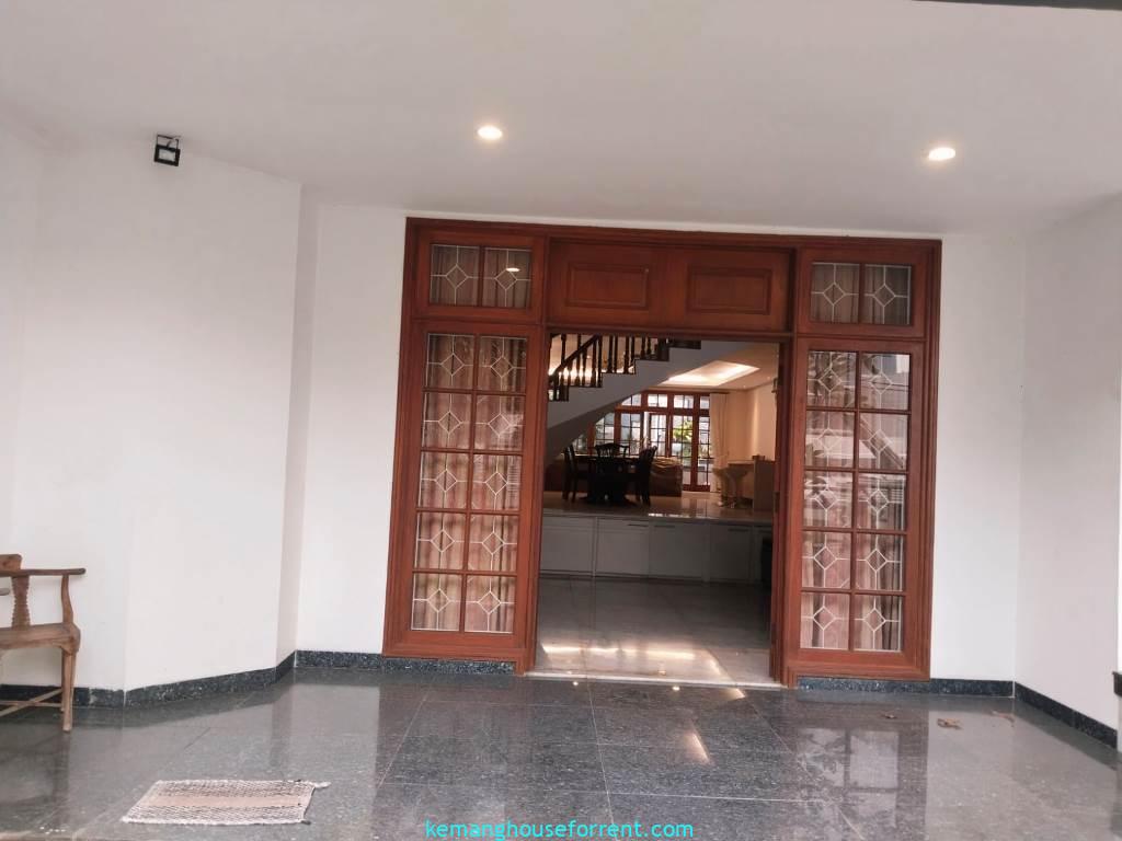 Luxury House for Rent Kencana Pondok Indah 5BR