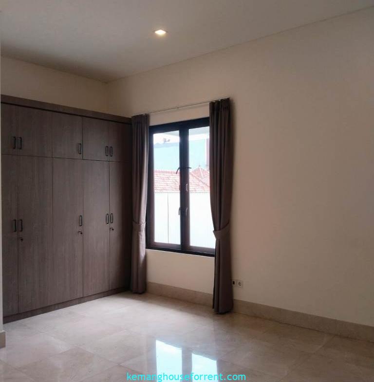 Modern Style House for Rent in Kemang