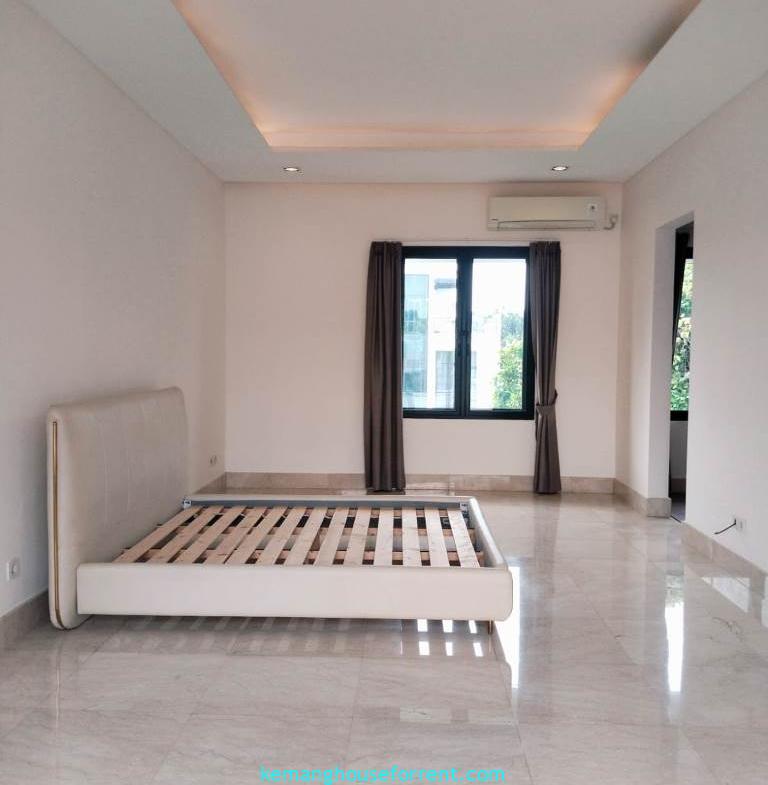 Modern Style House for Rent in Kemang