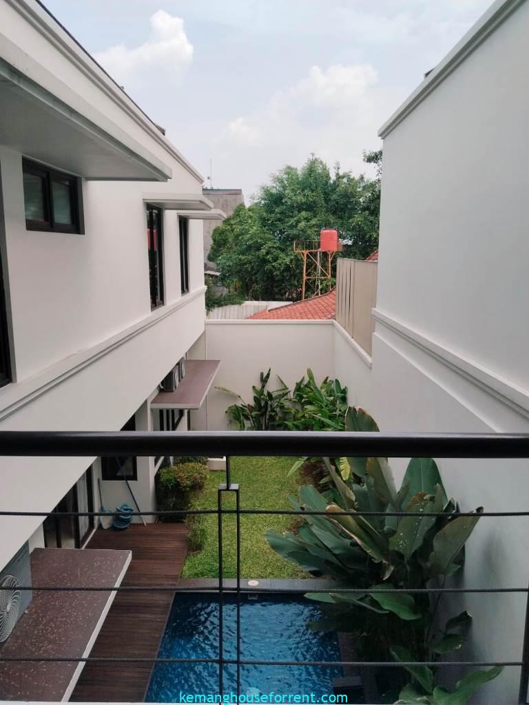 Modern Style House for Rent in Kemang