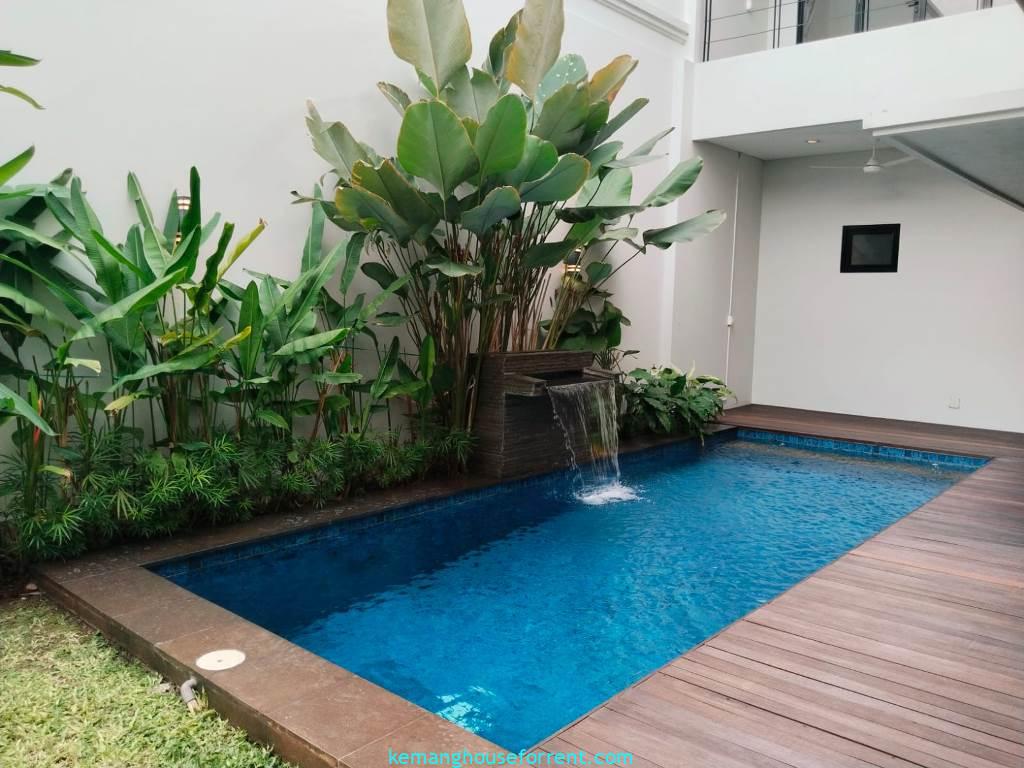 Modern Style House for Rent in Kemang