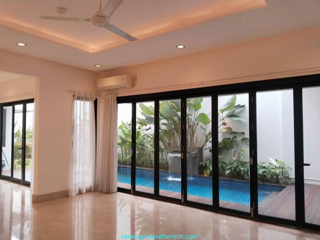 Modern Style House for Rent in Kemang