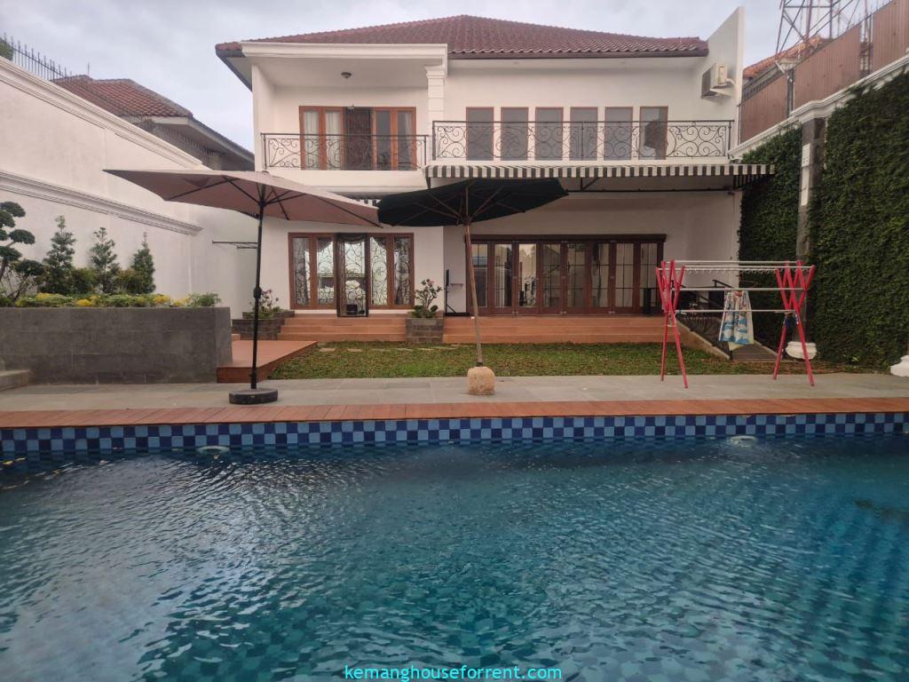 Renovated House for Rent in Kemang Selatan