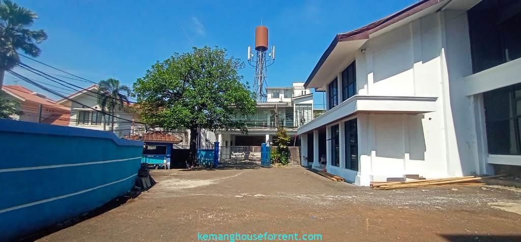 Sewa Rumah Kantor Kemang Utara Jakarta Selatan
