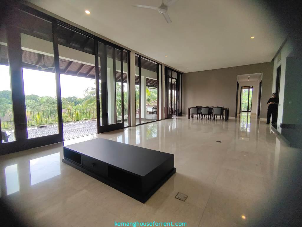 4 Br Penthouse for Rent at Atmaya Residence
