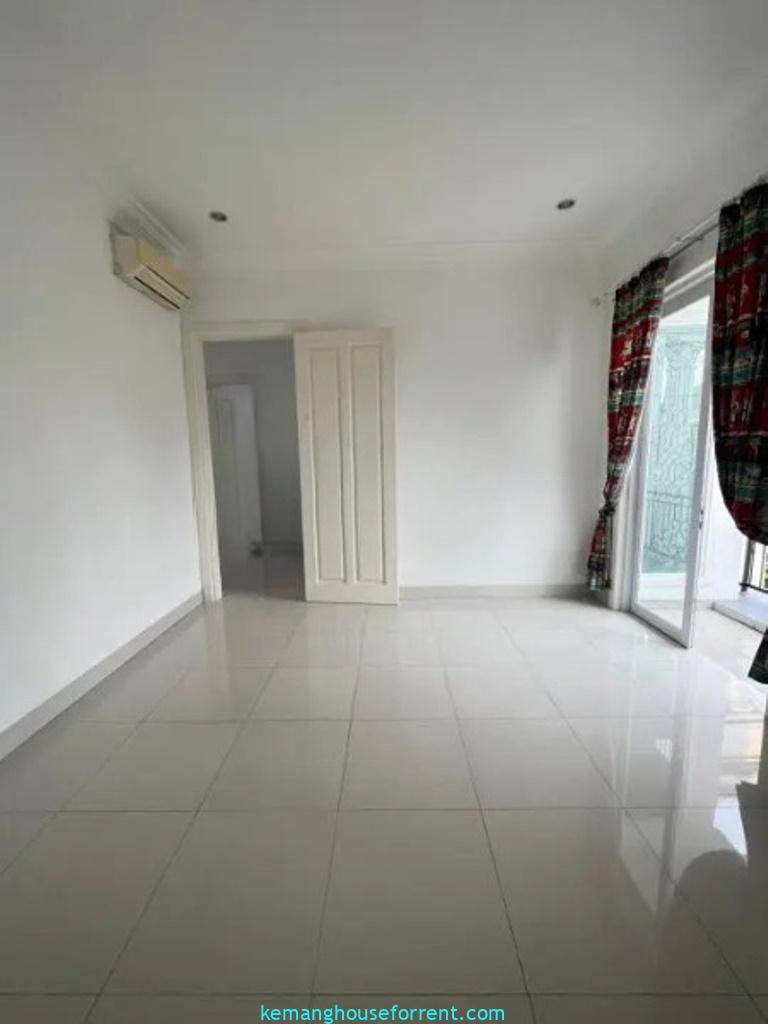 Luxury Townhouse for Rent in Kemang Selatan