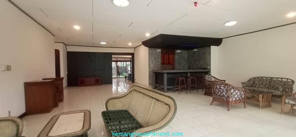 Sewa Rumah Kantor di Kemang Jakarta Selatan