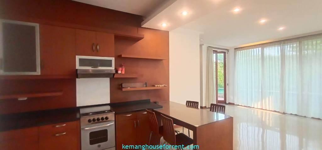 Townhouse for Rent in Kemang Utara