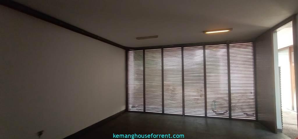 Townhouse for Rent in Kemang Utara