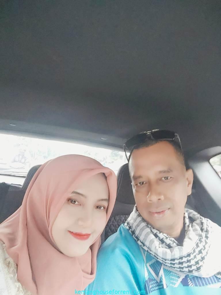 Pak Yossi bersama istri tercinta Ibu Putu Rahmawati pendamping pemulihan stroke